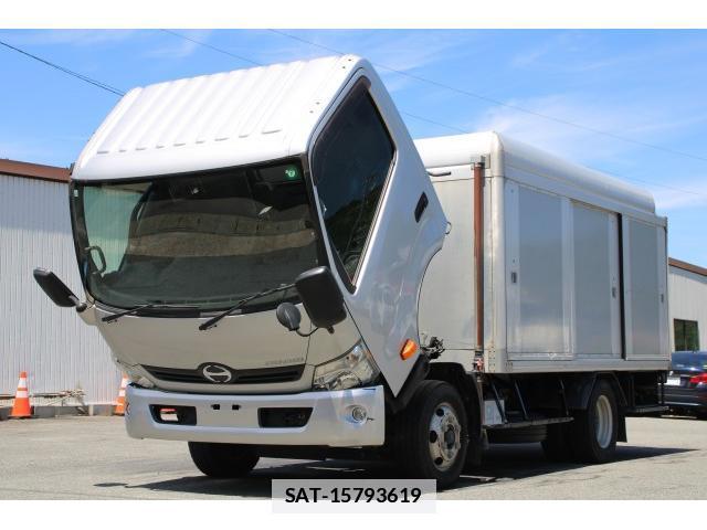 Hino DUTRO 2015-10 7793514-9