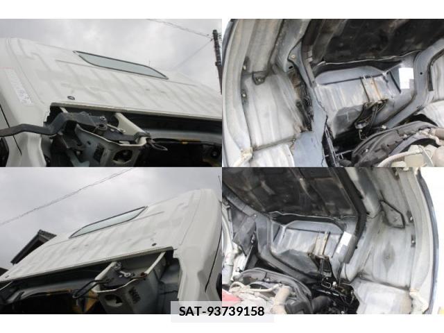 Hino DUTRO 2013-12 7793542-10