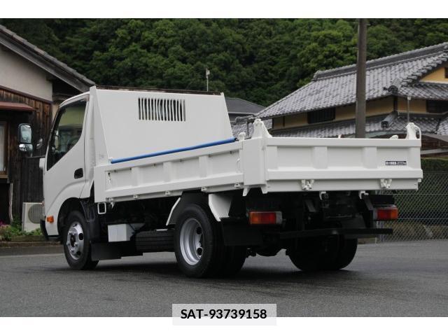 Hino DUTRO 2013-12 7793542-5