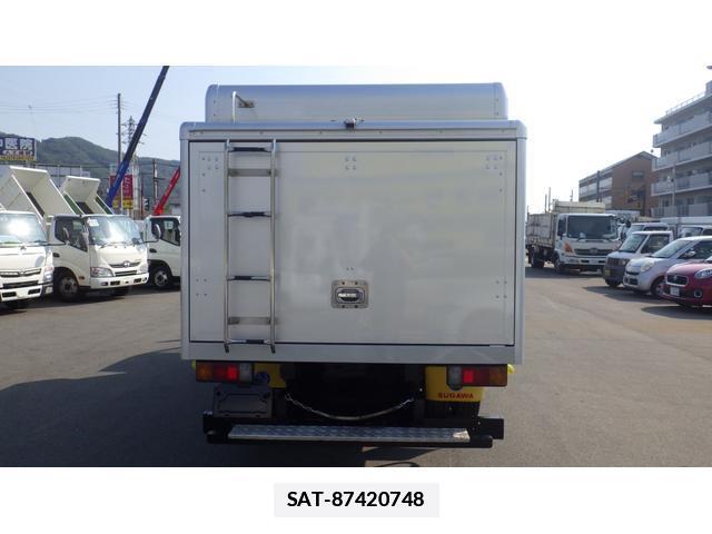 Hino DUTRO 2015-05 7796436-3