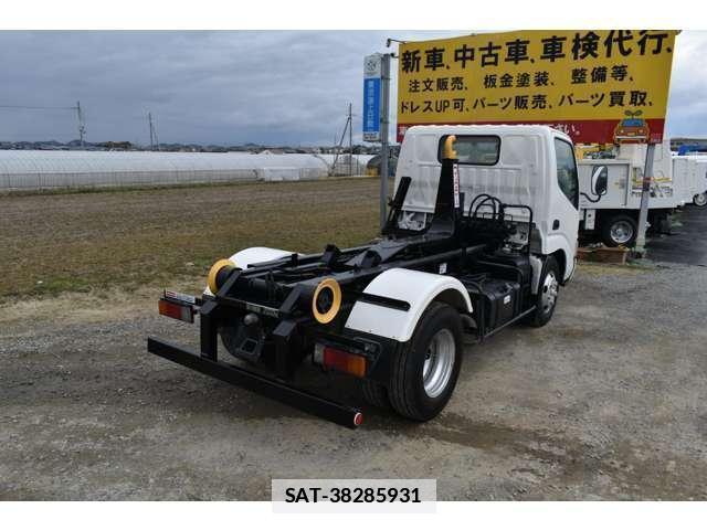 Hino DUTRO 2005-11 7796502-1