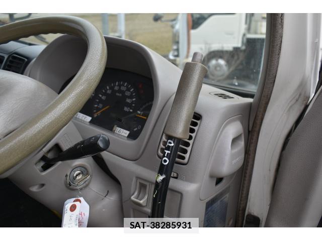 Hino DUTRO 2005-11 7796502-12