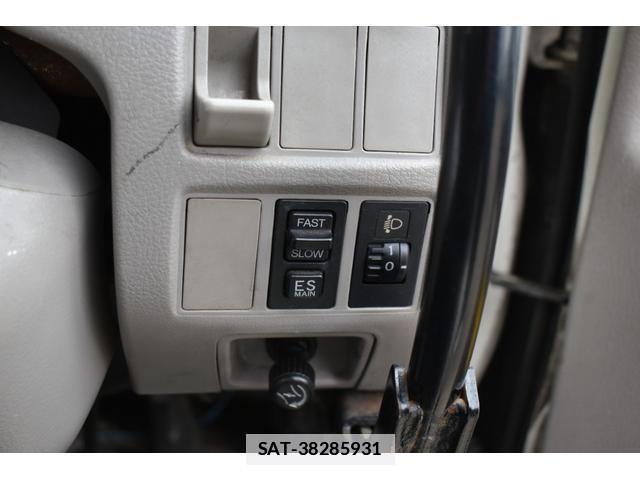 Hino DUTRO 2005-11 7796502-18