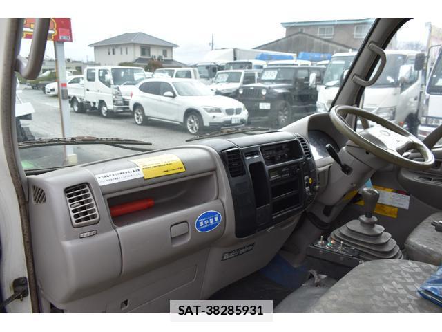 Hino DUTRO 2005-11 7796502-2