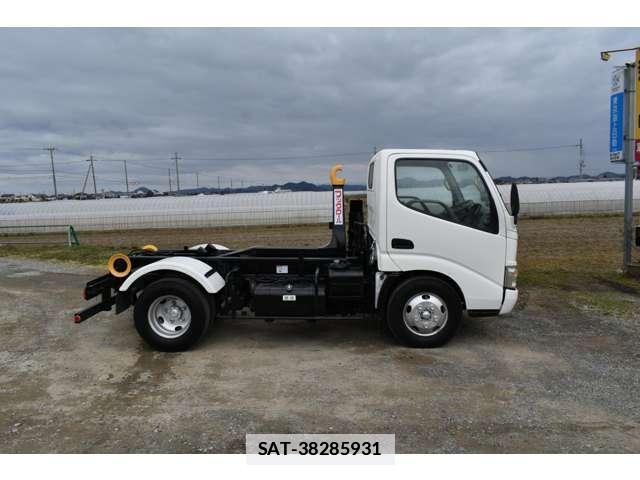 Hino DUTRO 2005-11 7796502-3