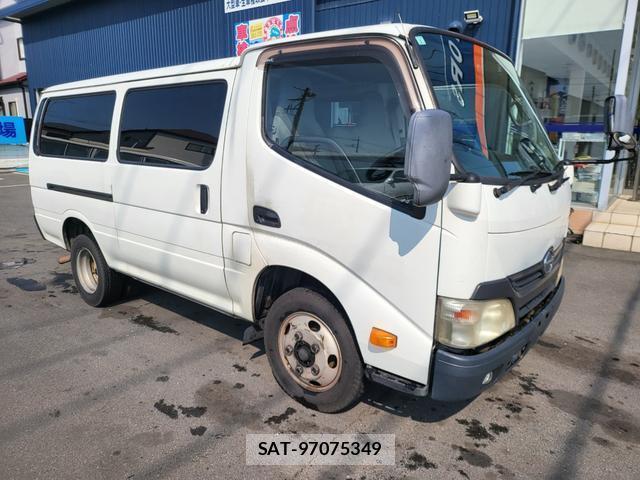 Hino DUTRO 2011-12 7796695-0