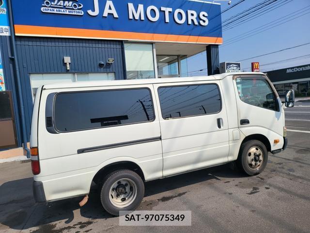 Hino DUTRO 2011-12 7796695-7