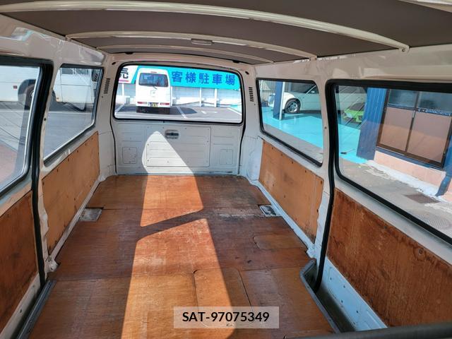Hino DUTRO 2011-12 7796695-9