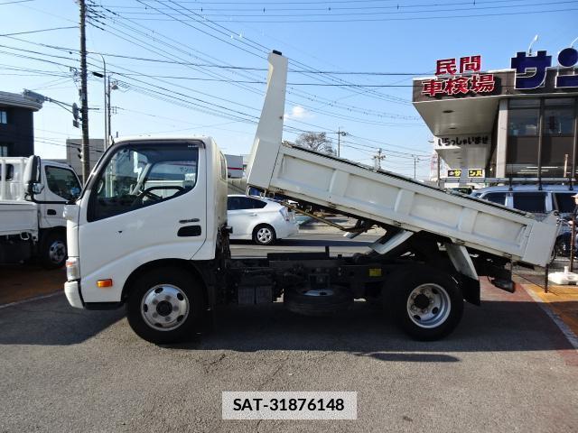 Hino DUTRO 2015-03 7796739-10