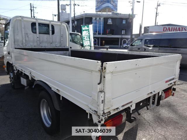 Hino DUTRO 2022-03 7796742-14