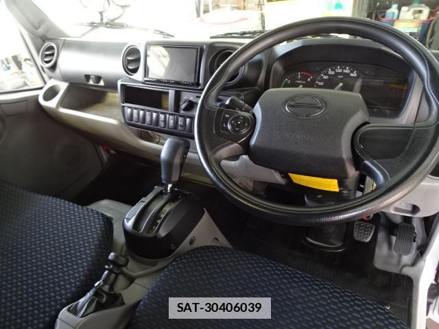 Hino DUTRO 2022-03 7796742-2
