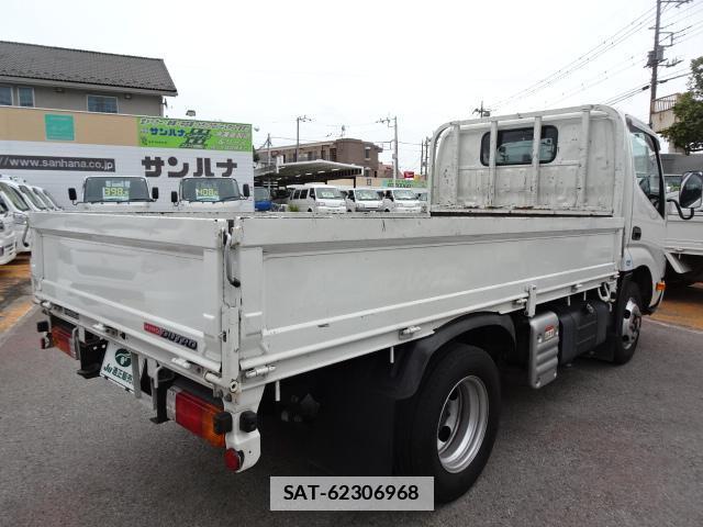 Hino DUTRO 2022-03 7796744-13