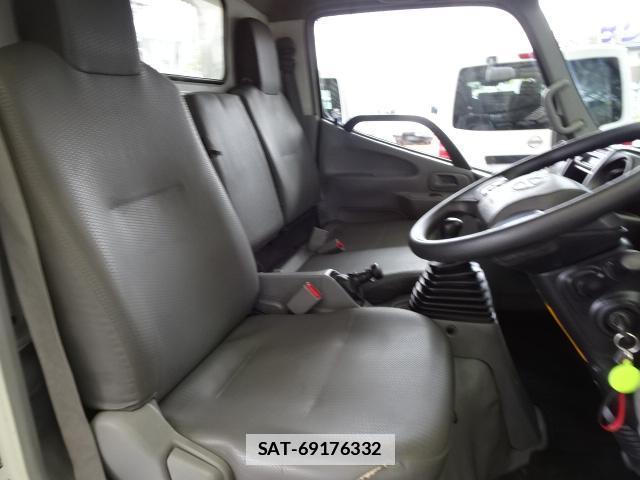 Hino DUTRO 2021-02 7796745-5