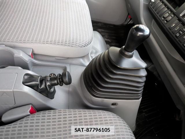 Hino DUTRO 2018-09 7797394-15