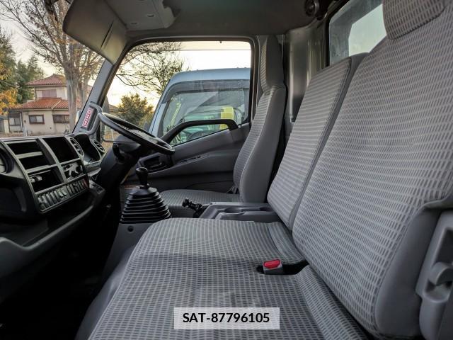 Hino DUTRO 2018-09 7797394-5