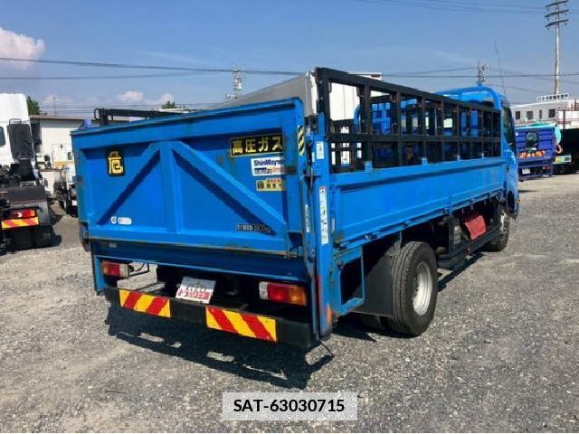 Hino DUTRO 2019 7797908-1