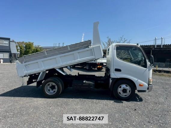 Hino DUTRO 2012 7797915-14