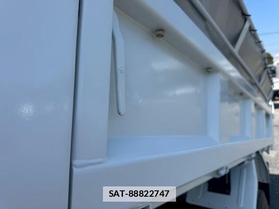 Hino DUTRO 2012 7797915-5