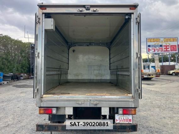 Hino DUTRO 2016 7797922-5