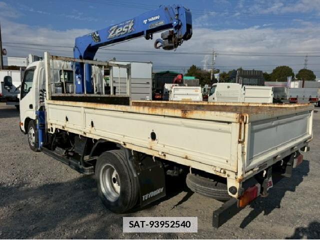 Hino DUTRO 2017 7797931-10