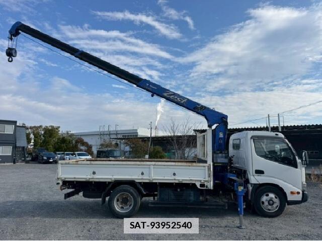 Hino DUTRO 2017 7797931-12