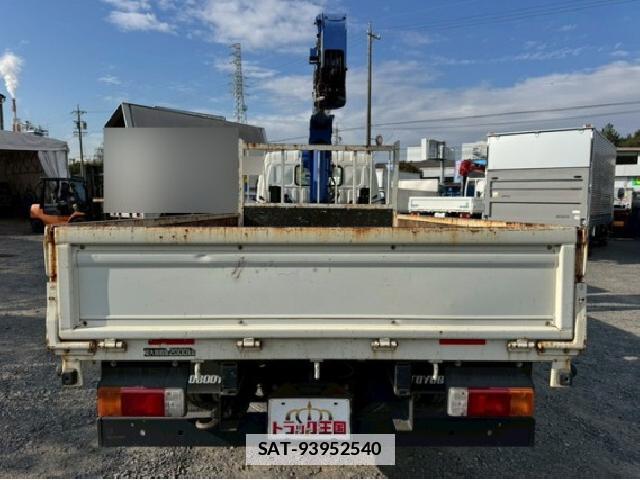 Hino DUTRO 2017 7797931-4