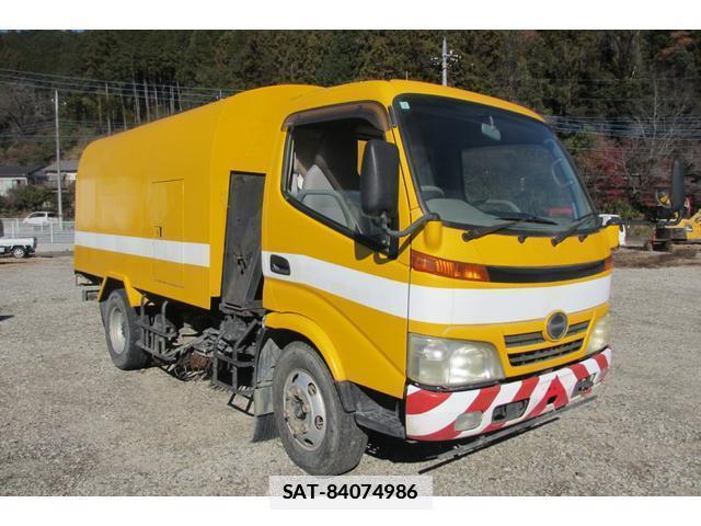 Hino DUTRO 2010-05 7798411-0