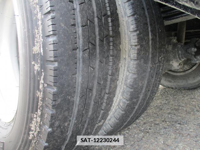Hino DUTRO 2005-02 7799772-18