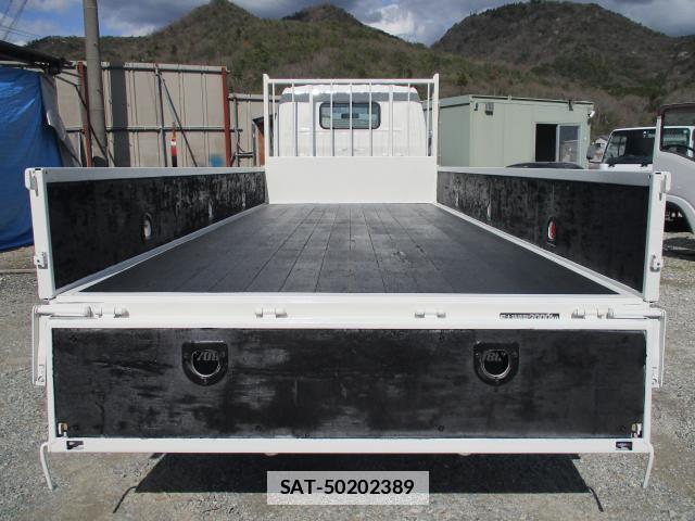Hino DUTRO 2006-09 7799775-3