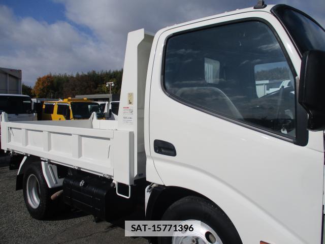 Hino DUTRO 2013-09 7799779-12