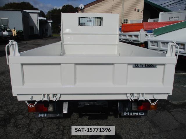 Hino DUTRO 2013-09 7799779-15