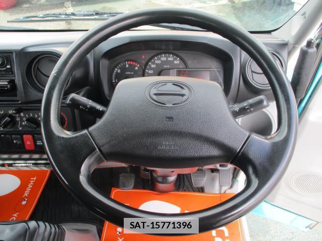 Hino DUTRO 2013-09 7799779-19
