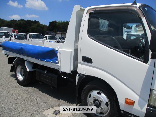 Hino DUTRO 2012-06 7799795-11