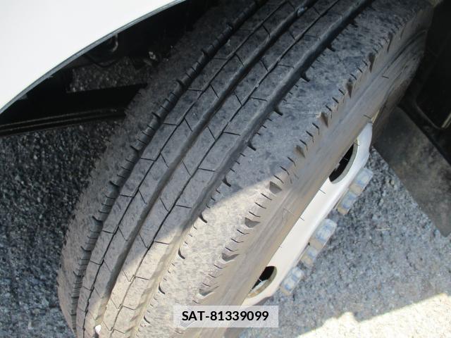 Hino DUTRO 2012-06 7799795-16