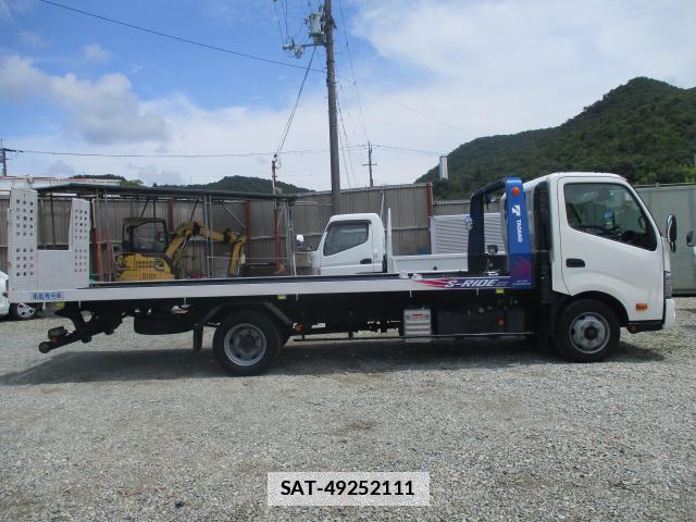 Hino DUTRO 2024-07 7799810-1