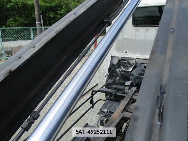 Hino DUTRO 2024-07 7799810-18