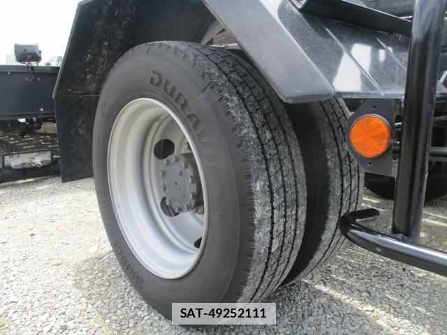 Hino DUTRO 2024-07 7799810-19