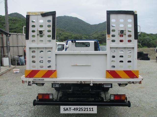 Hino DUTRO 2024-07 7799810-2