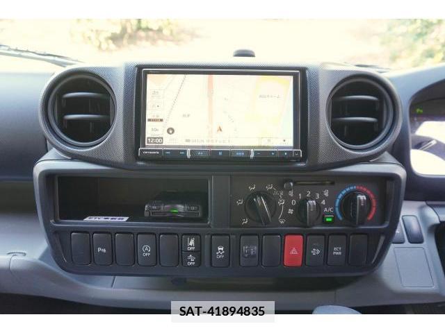Hino DUTRO 2024-04 7800262-15