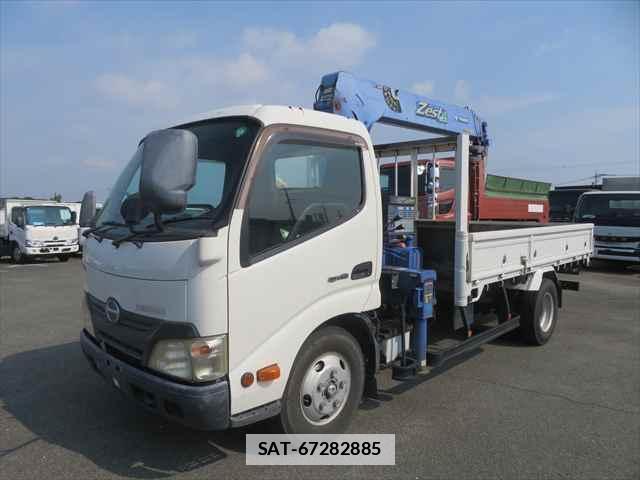 Hino DUTRO 2012-10 7800294-1