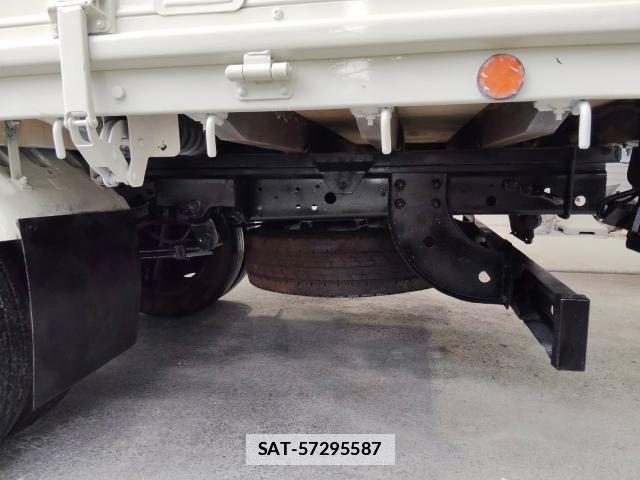 Hino DUTRO 2011-01 7801618-12