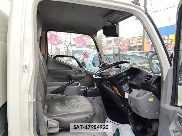 Hino DUTRO 2014-08 7801628-5