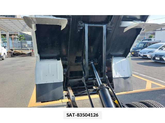 Hino DUTRO 2019-03 7801629-16