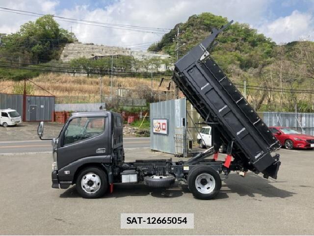 Hino DUTRO 2019 7802422-12