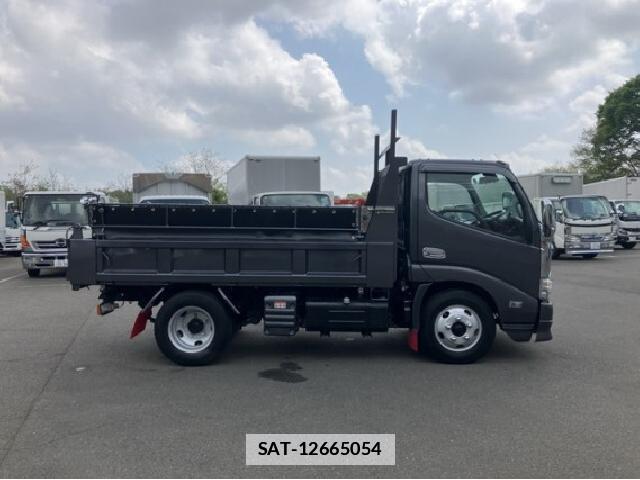 Hino DUTRO 2019 7802422-13