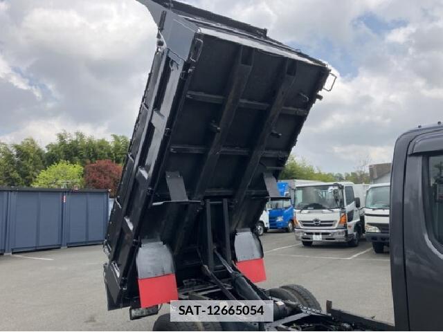 Hino DUTRO 2019 7802422-17