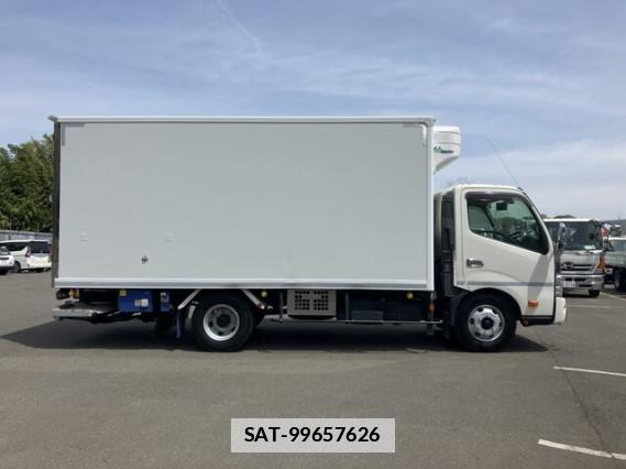 Hino DUTRO 2019 7802430-12