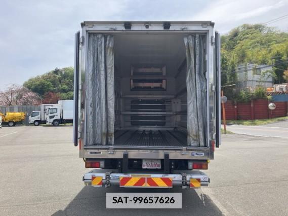 Hino DUTRO 2019 7802430-16