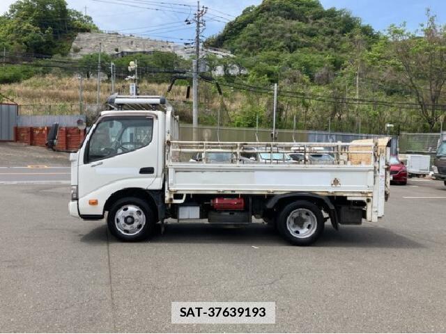 Hino DUTRO 2017 7802434-11