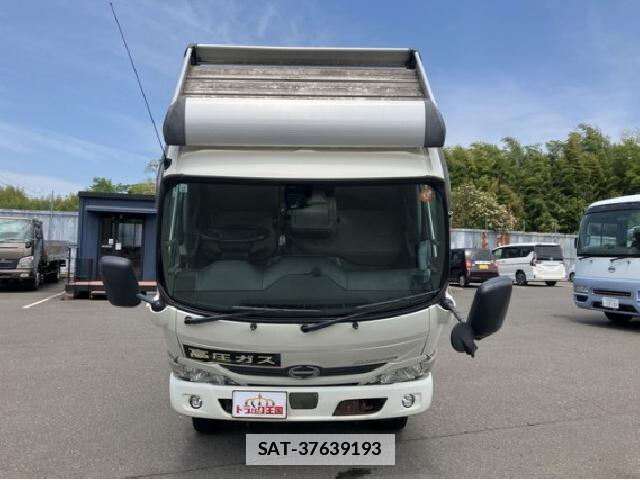 Hino DUTRO 2017 7802434-15